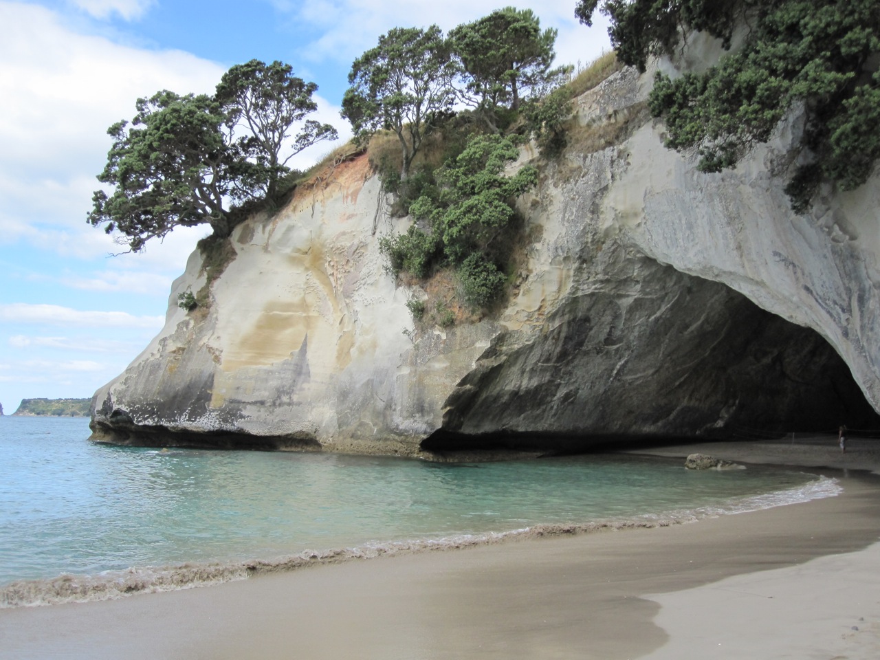 hahei cathedral cove